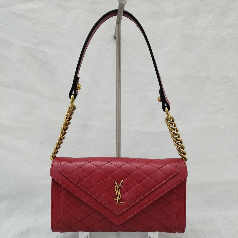 Yves Saint Laurent Red Quilted Leather Crossbody Bag with Gold Chain - Picture 3 of 9